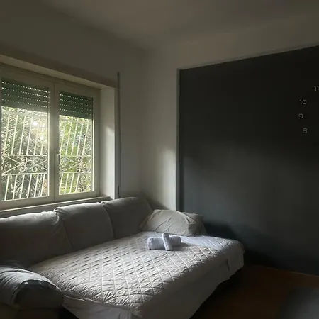 Mdapartment - Metro Laurentina Apartman *